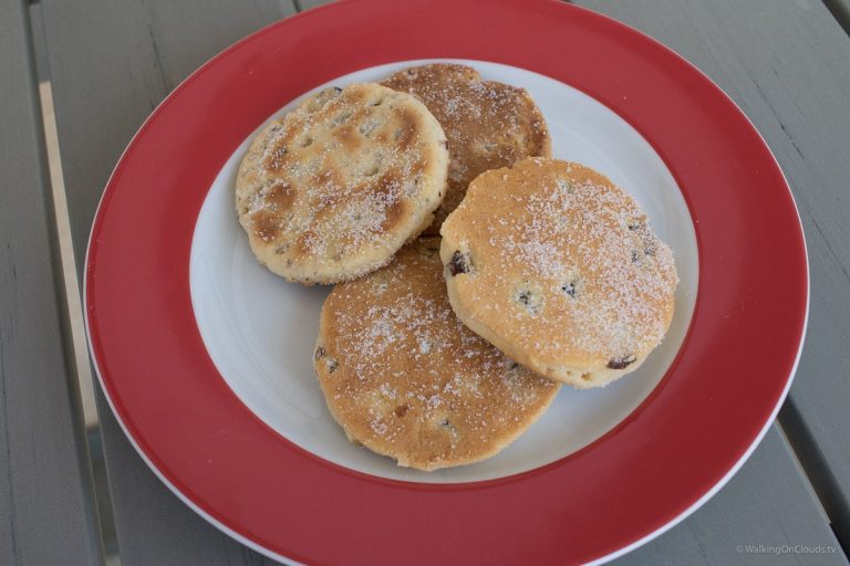 Welsh Cookies and Welsh Cakes - Walisische Kekse nach Originalrezept - Stück für Stück Anleitung für Kekse - Einfaches Backrezept in der Pfanne - Schnell und einfach gemachte Kekse